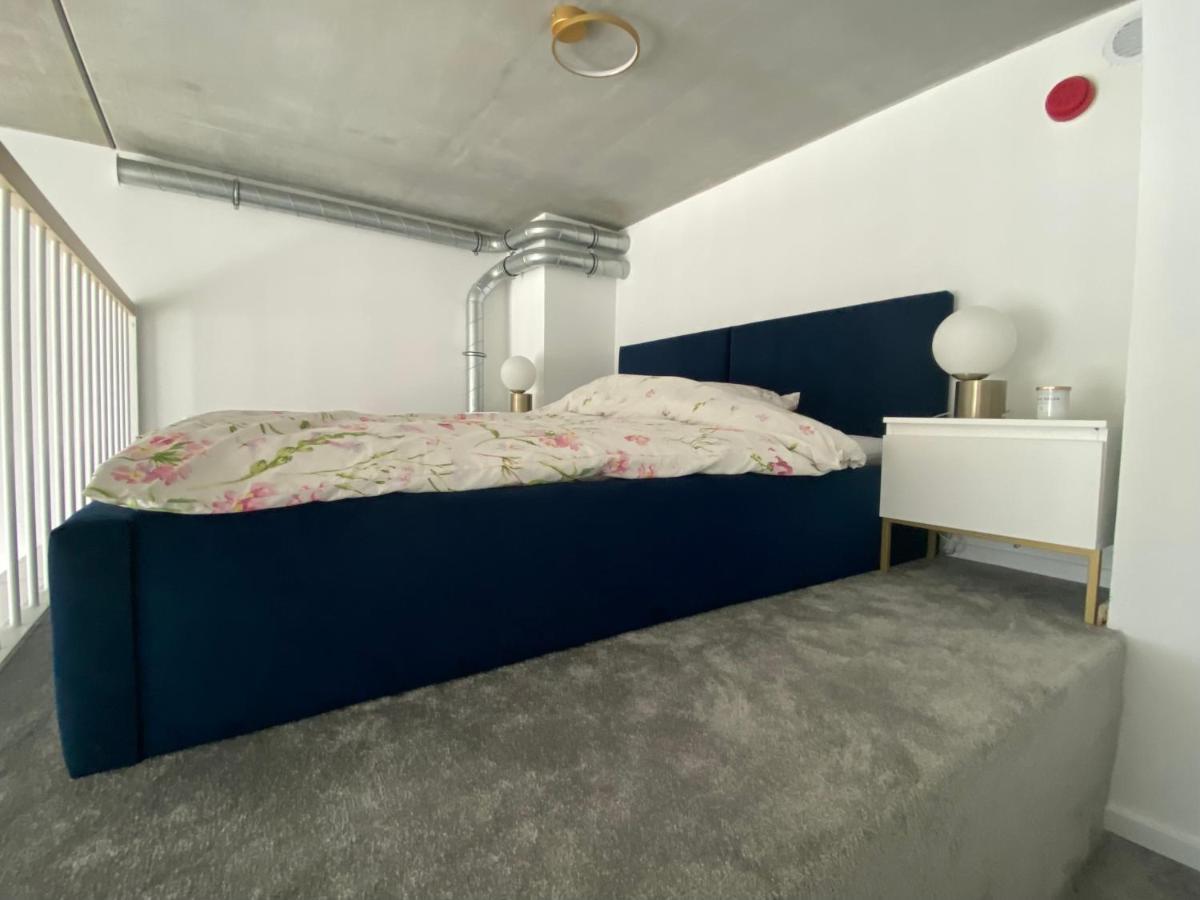 Apartament Wroclaw-Lotnisko Esterno foto