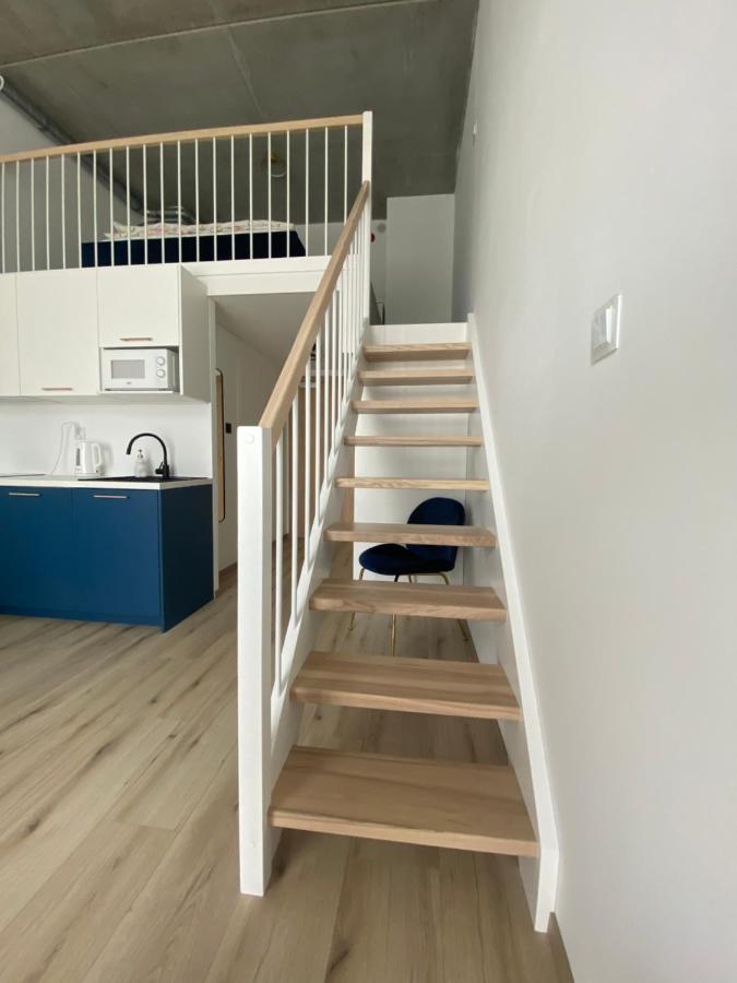 Apartament Wroclaw-Lotnisko Esterno foto