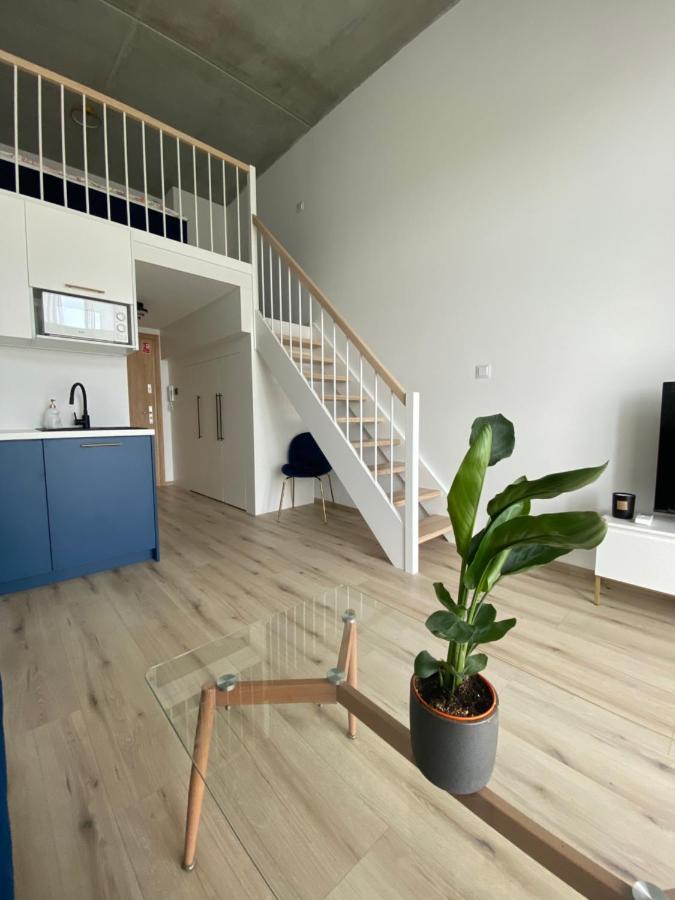 Apartament Wroclaw-Lotnisko Esterno foto